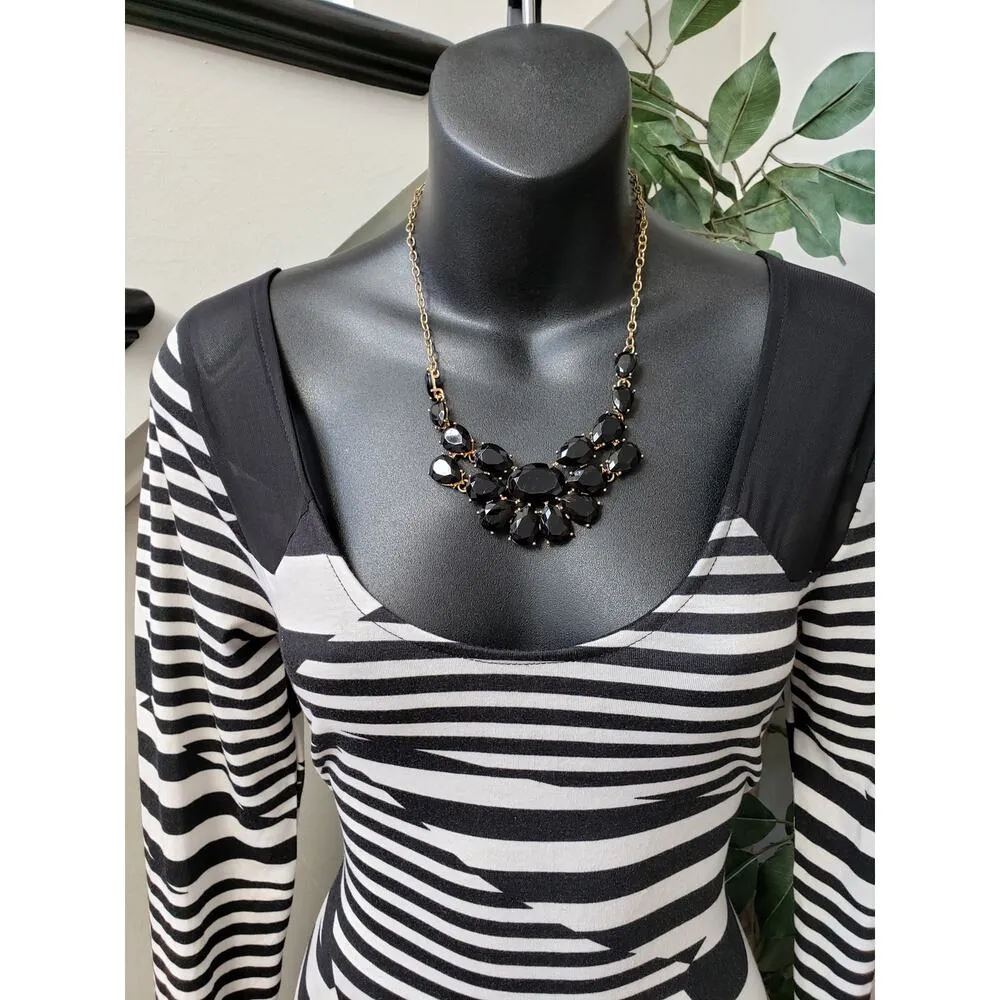 Love Fire Long Maxi Dress Womens L White Black Polyester Long Sleeve Scoop Neck - Image 5