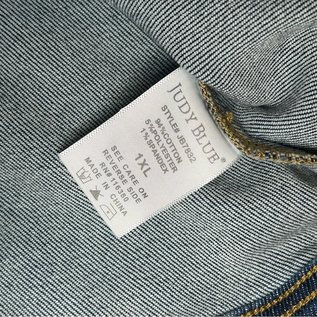 Judy Blue Classic Dark Wash Denim Jacket Women’s Plus Size 1X - Image 10