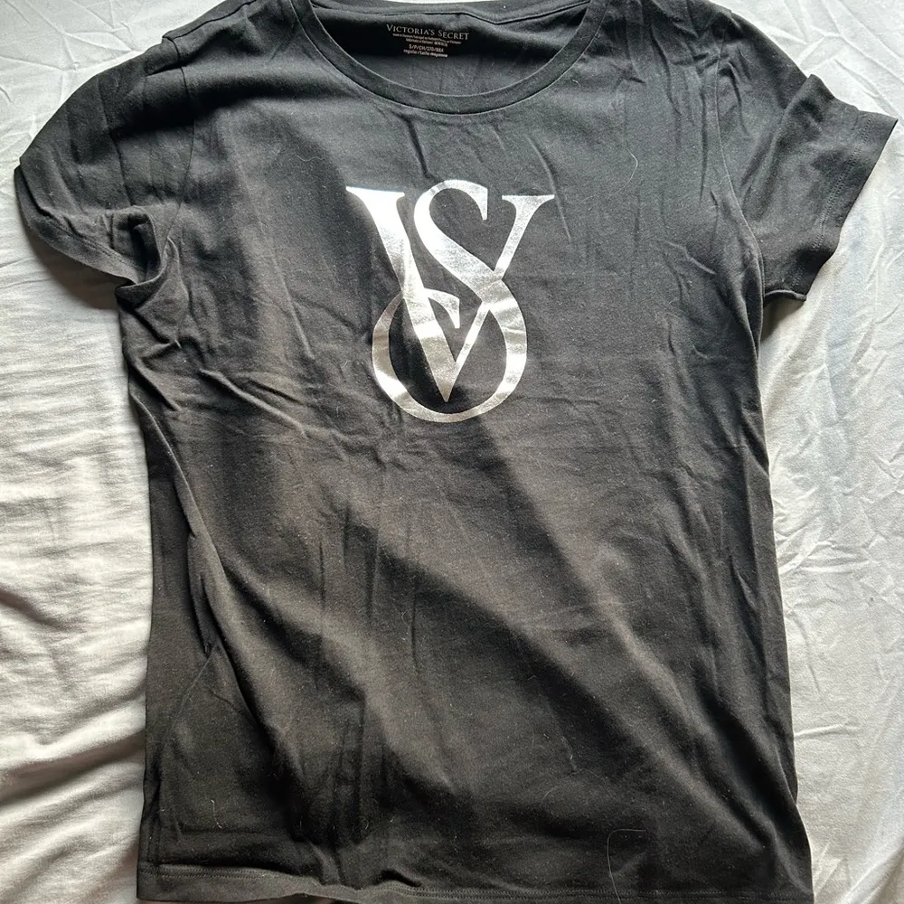 Victoria's Secret PJ Set - Image 2