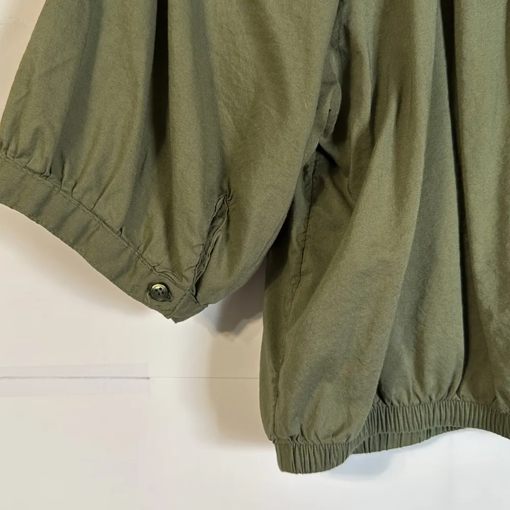 Olive Green Button Front Cropped Top Size M - Image 7