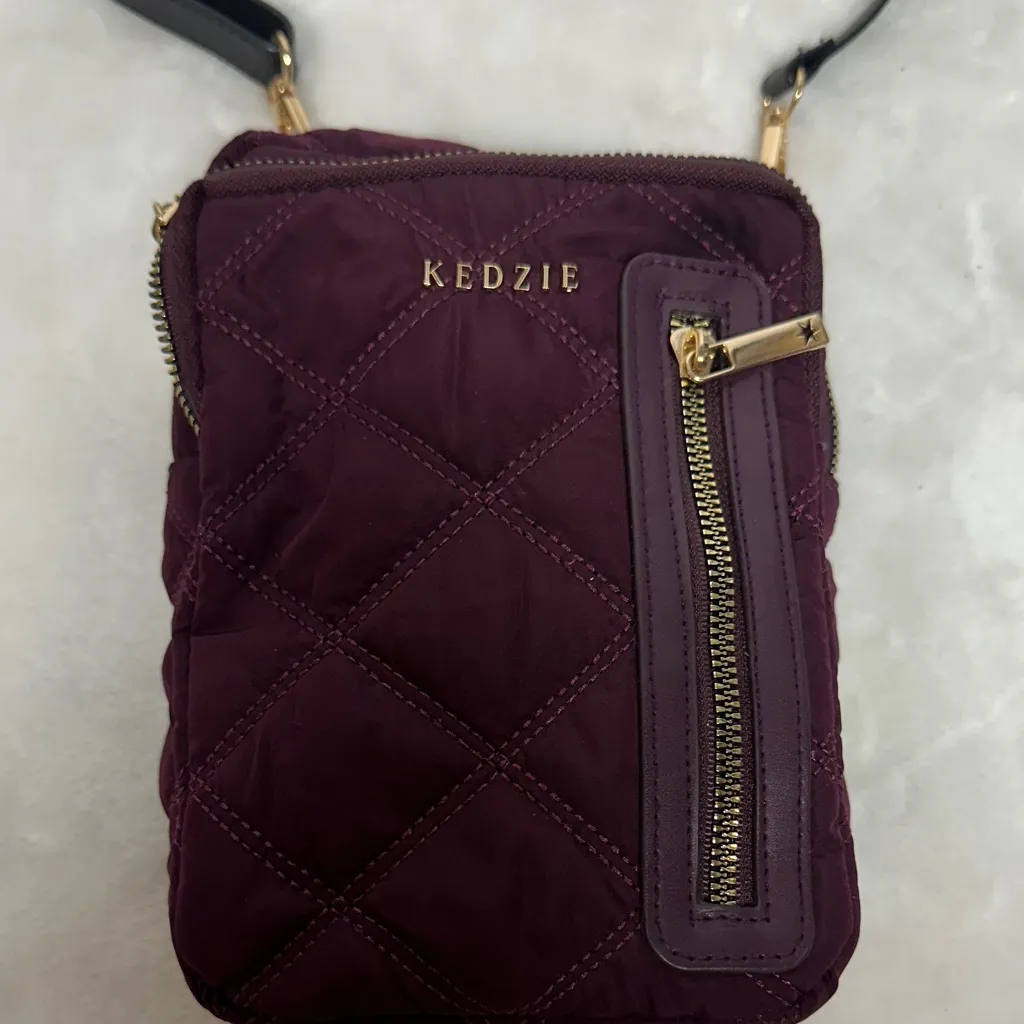 Kedzie Quilted Crossbody Bag - Image 2