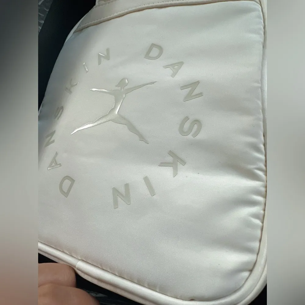 $60 Danskin CREAM SMALL BACKPACK + CARD CASE + KEY CHAIN 3pc HOLIDAY BOX SET NIB - Image 4