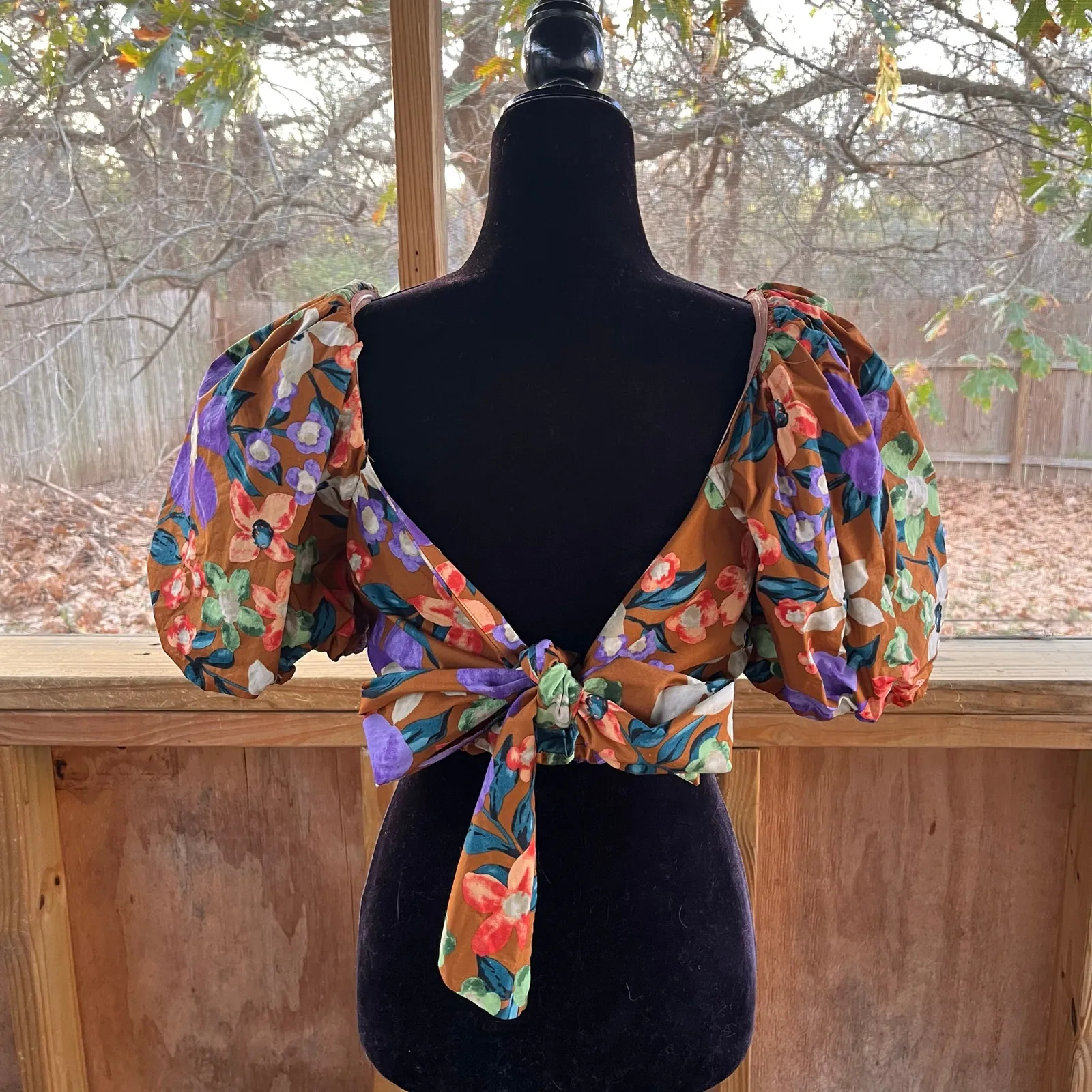 Current Air Los Angeles Women's Brown Floral Puff Sleeve Crop Top Size S - Image 3