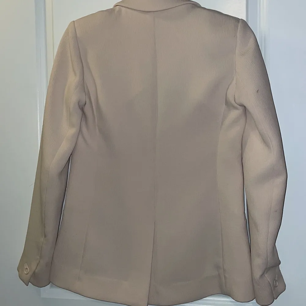 Club Monaco Light Pink Blazer - Image 5