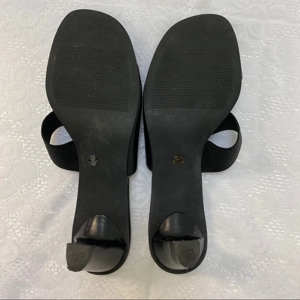 Worthington Black Slip On Double Strap Sandals. - Image 8