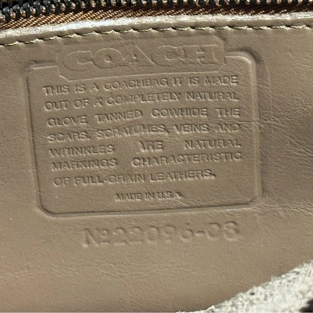 Vintage Coach Bag Brown Leather Putty Taupe Hobo Bucket Purse Grain Leather Read Tan - Image 15