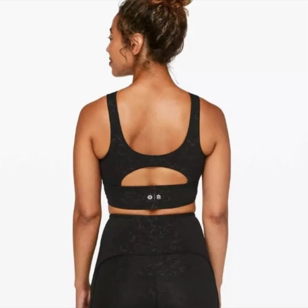 LULULEMON x Barry’s Stronger as One Long Line Bra Black 4 Special Edition VEUC - Image 6