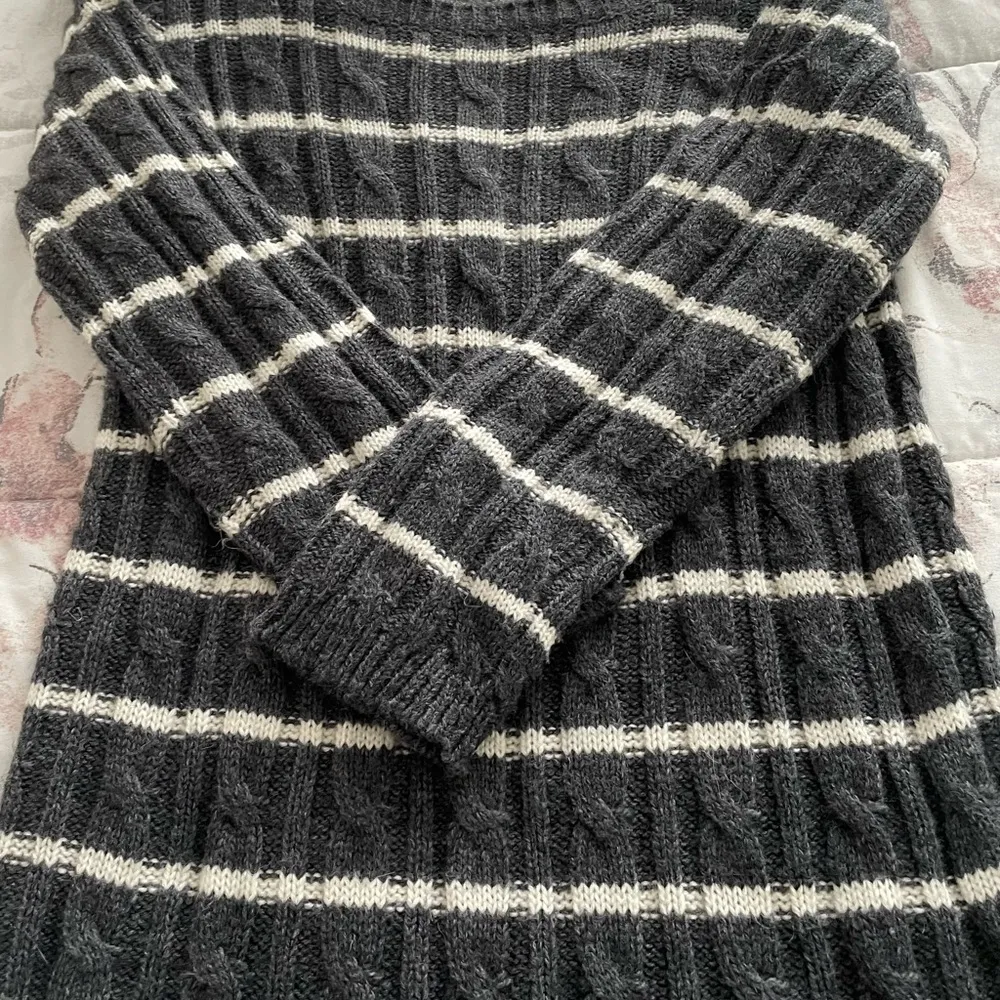 ICB alpaca wool blend striped gray & white cable knit sweater dress, size S - Image 8