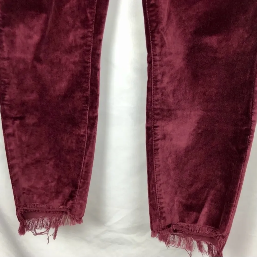 Lord & Taylor velvet ankle jeans in burgundy - Size 30 - Image 4