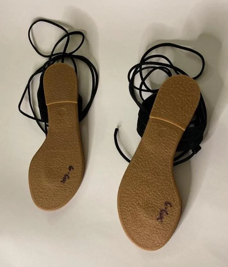 Steve Madden Women Sandals - Image 3