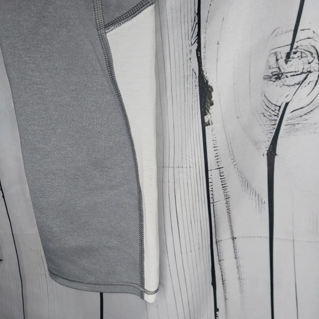 Athleta Salutation Stash Pocket ll Cropped Leggings - Image 2