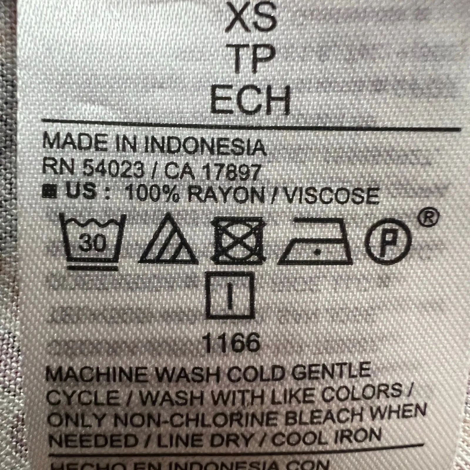 NWT Old Navy High Rise Playa Shorts in Pink Floral Print Size XS - Image 7