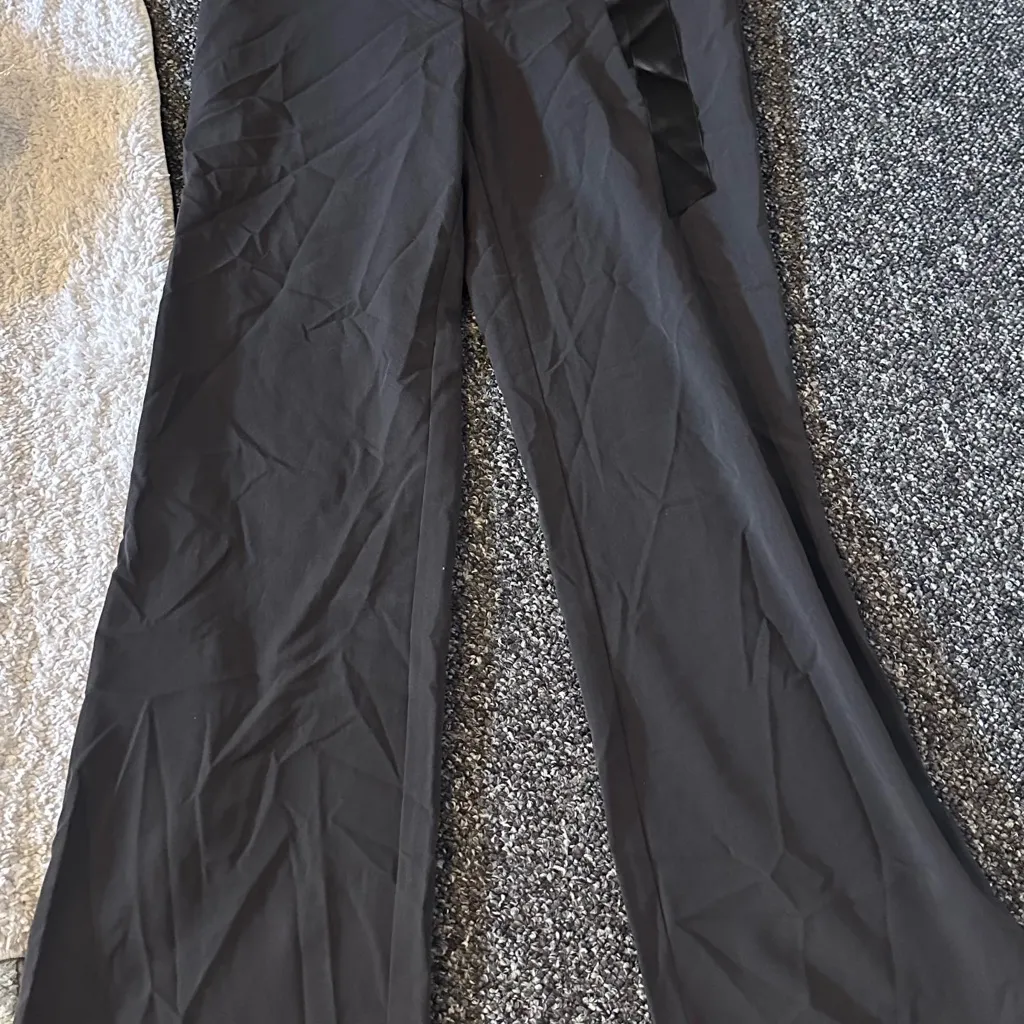 Elegant Gray Satin Bow Women's Trousers Size 8 - Image 8