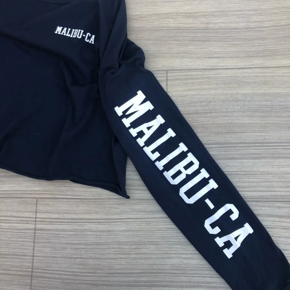 Malibu CA Graphic long sleeve Size XL - Image 6