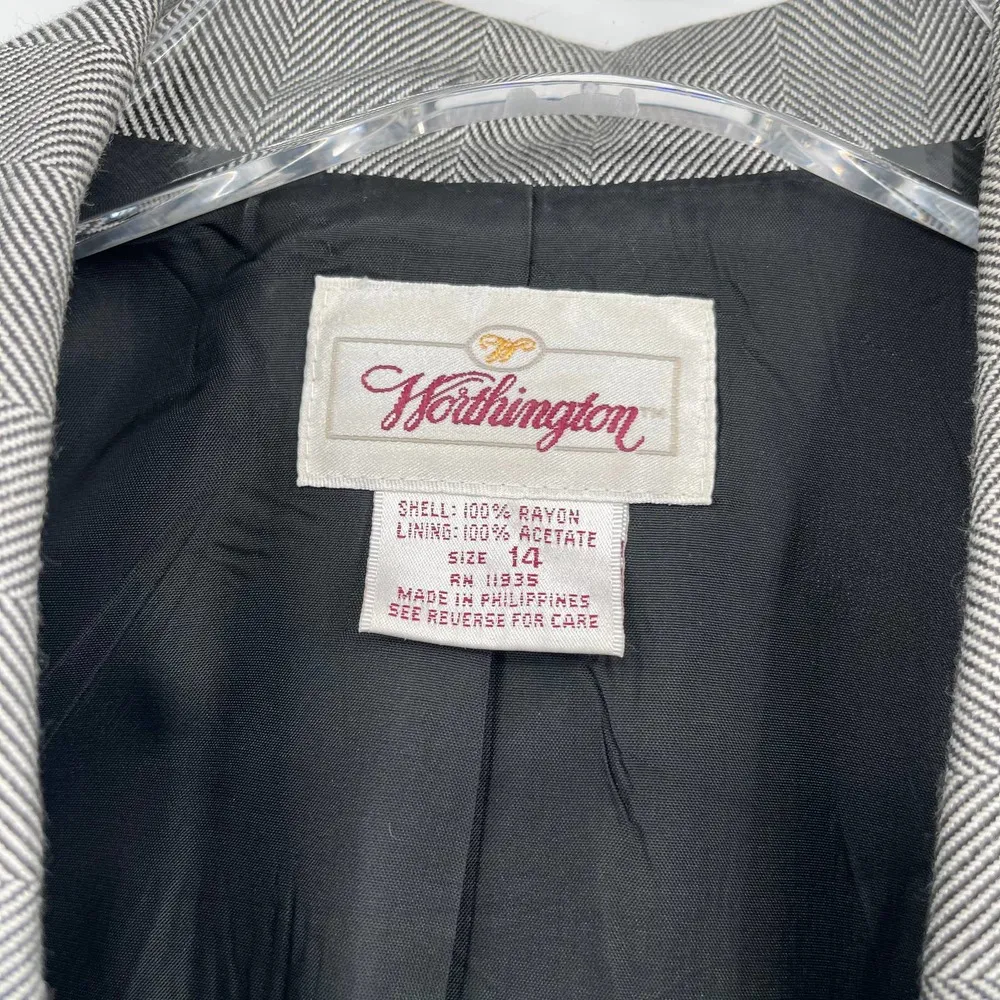Worthington  Vintage 90s Suit Jacket - Image 2