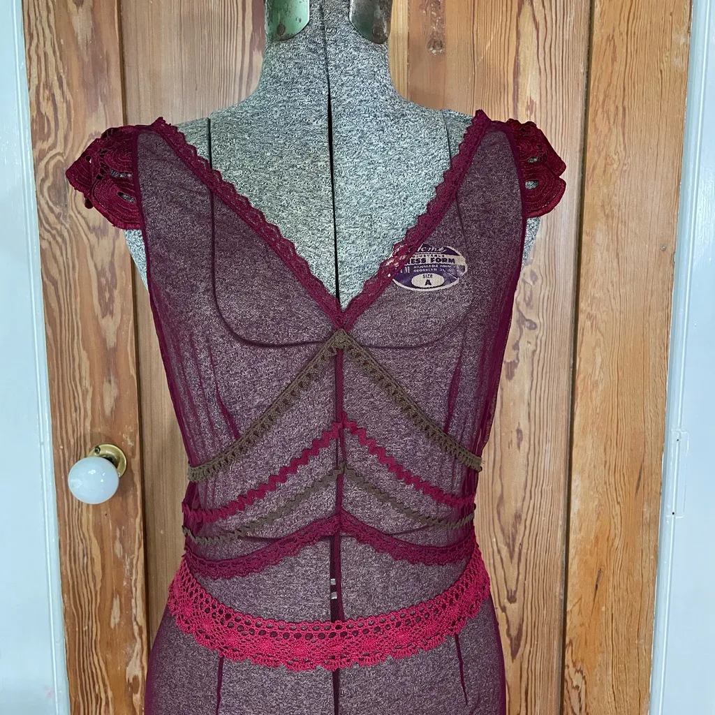 Lela Rose Burgundy Mesh & Lace
Gown - Image 4