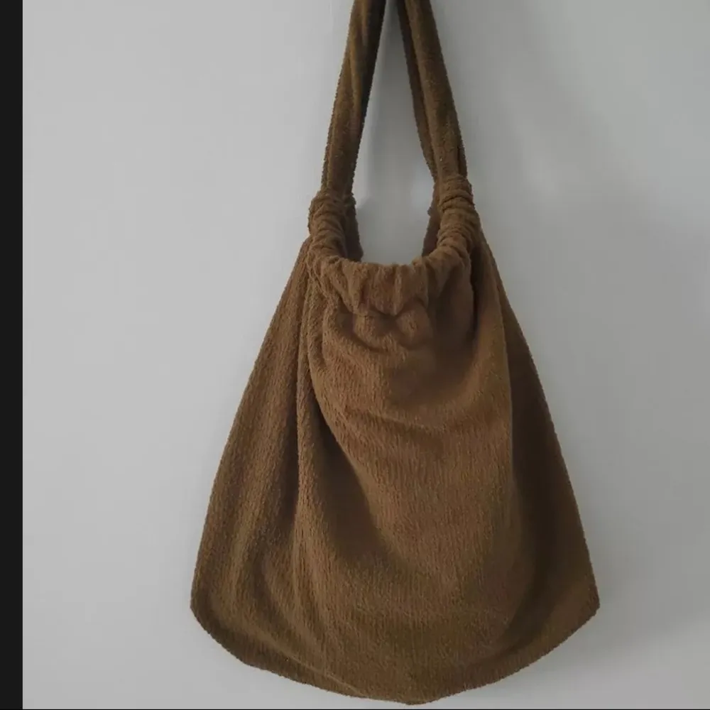 Rickie Bag in Dark Olive - Image 3