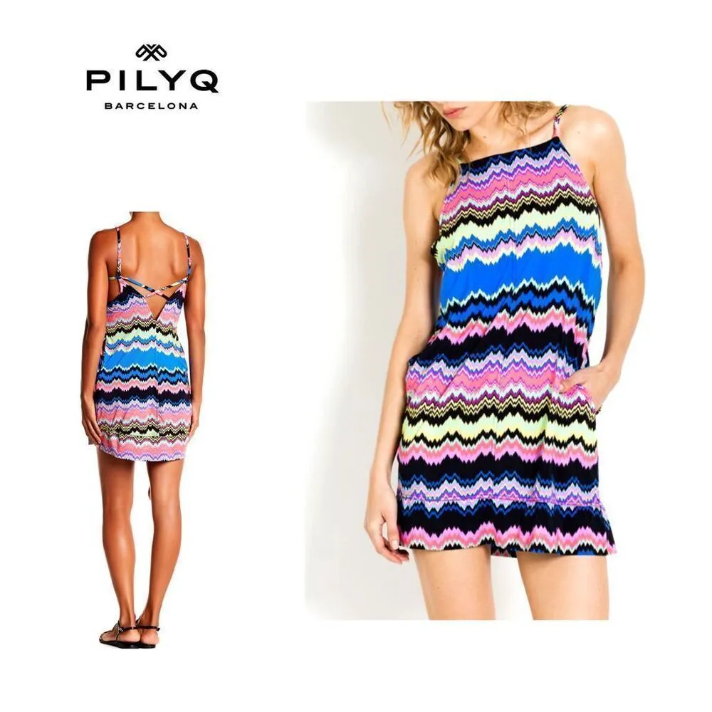 New. PILYQ chevron dress/coverup. M/L - Image 2