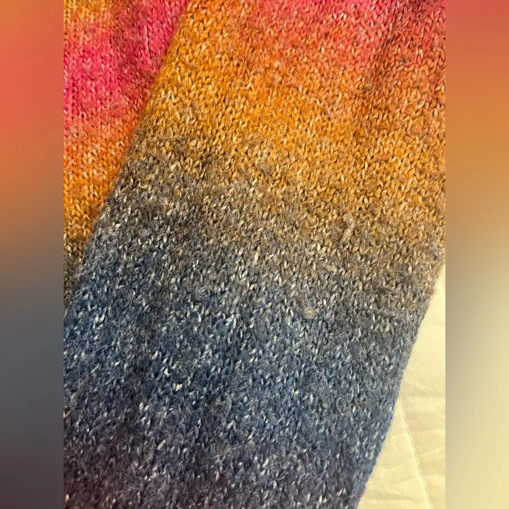 BB Dakota Ombré multicolor striped sweater - Image 4