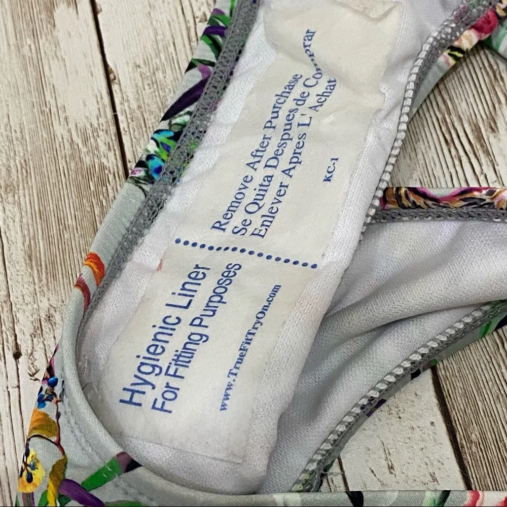 Gibson Latimer Floral Tropical Print 2-pc Swim Set - Image 9