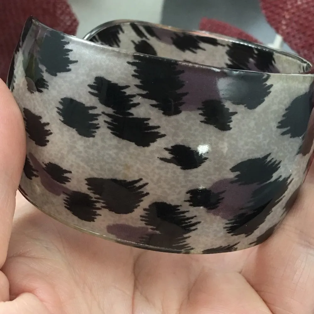 Vintage lucite animal print bangle Purple - Image 4