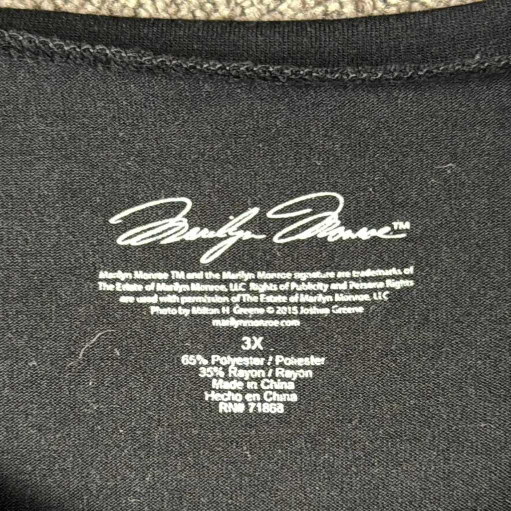 Marilyn Monroe Black Graphic Night Shirt SIZE 3X - Image 3