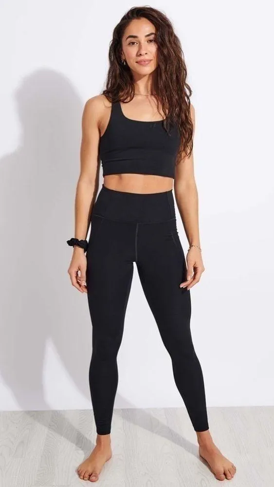 The Girlfriend Collective compressive high waisted leggings in black - Image 4