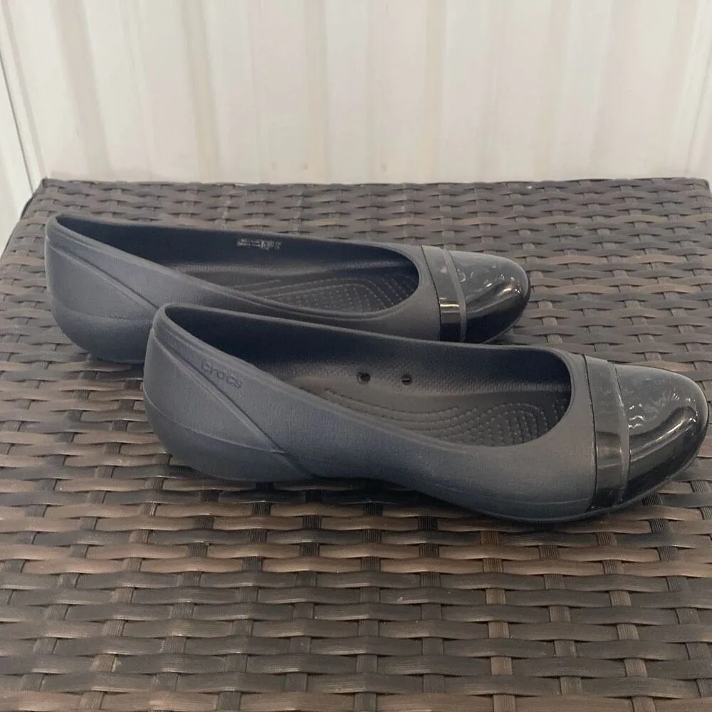 Crocs, women’s flats shoes, women’s size 9 - Image 2