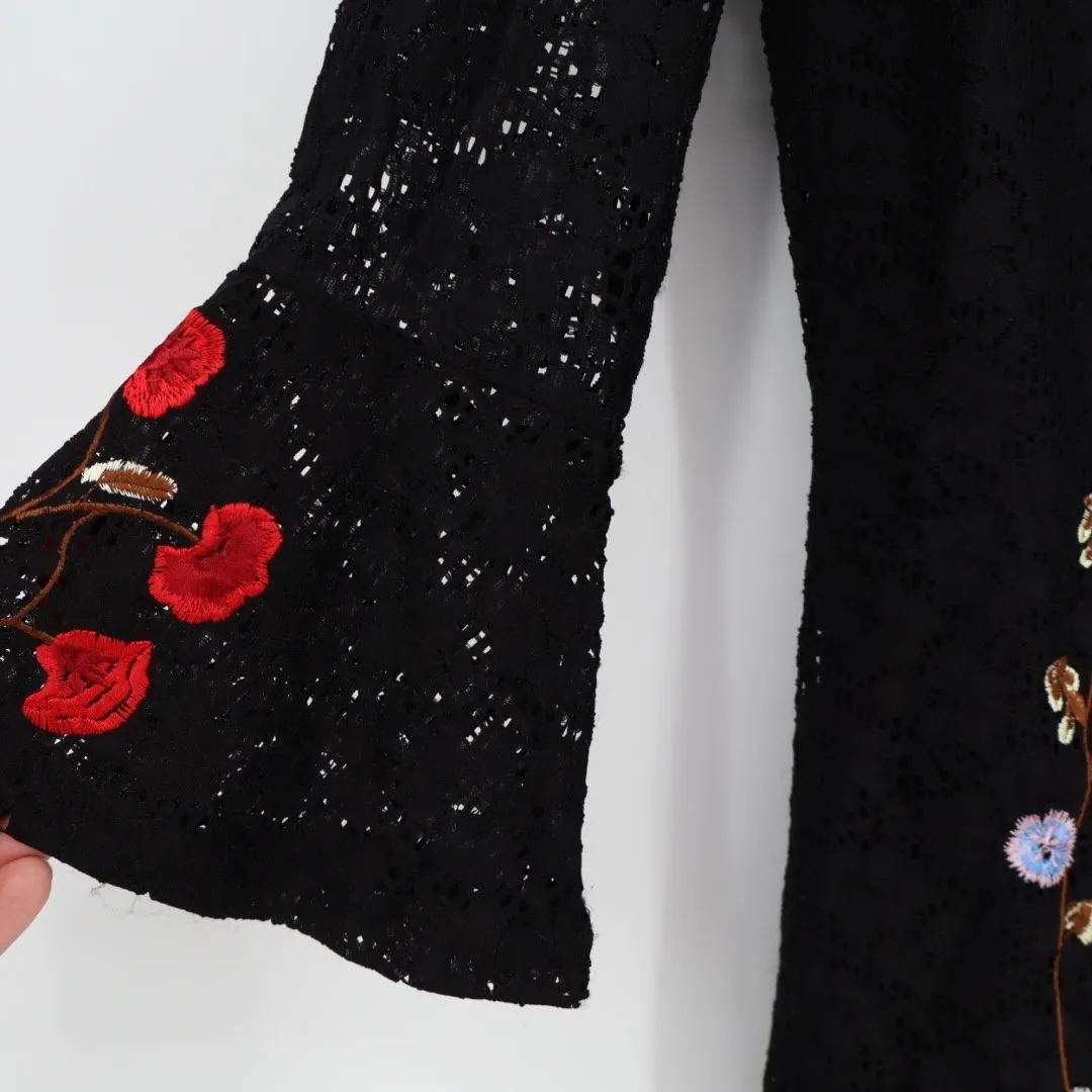 Desigual Black Lace Floral Embroidered Bell Sleeve Dress Size 44 - Image 4