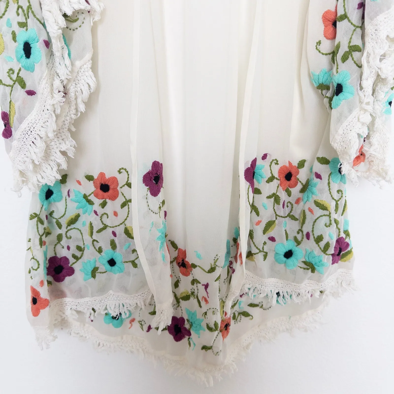 Judith March Womens Kimono OS White‎ Floral Embroidered Mesh Fringe Boho Coastal - Image 3