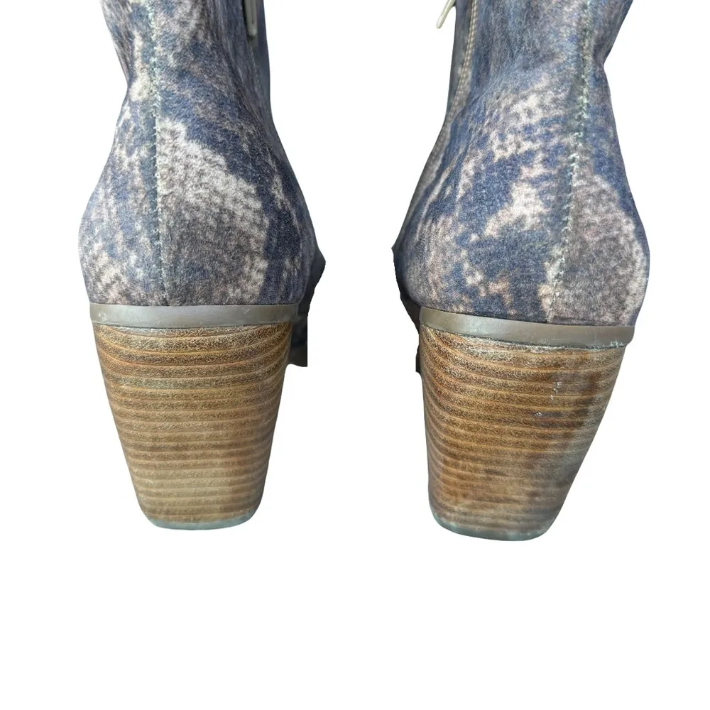 Steve Madden Snake print boots - Image 5