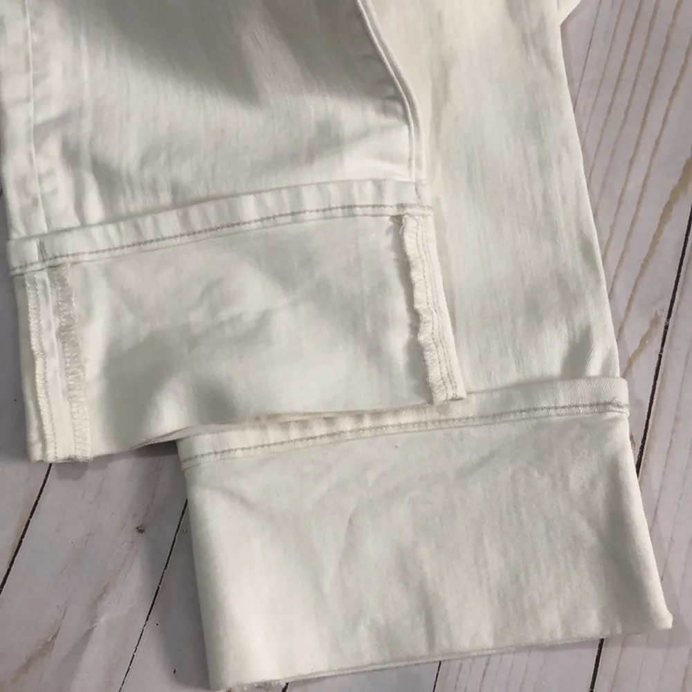 Henry & Belle white cropped cuff jeans size 29 - Image 7