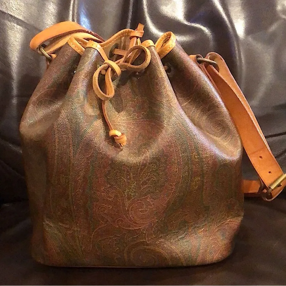 ETRO Milano Red Paisley Vachetta Leather Drawstring Bucket Shoulder Bag - Image 16