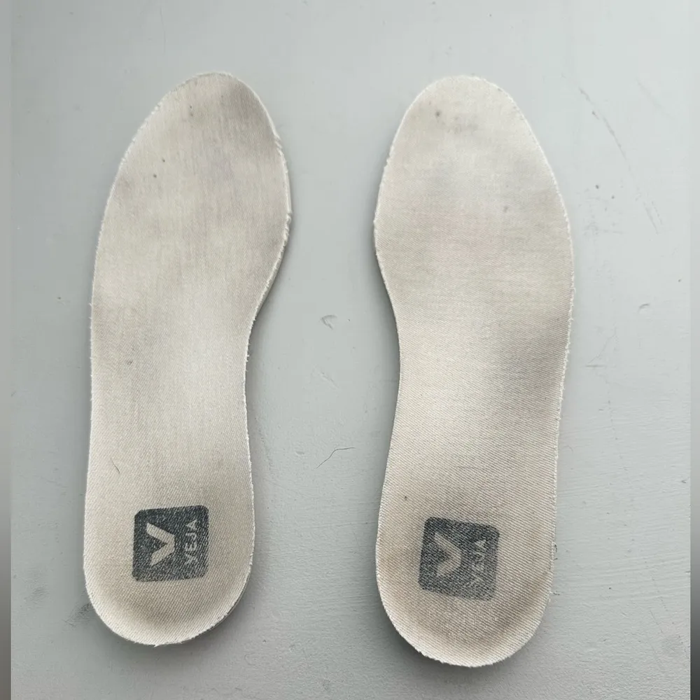 White and Black Sneakers‎ - Image 7