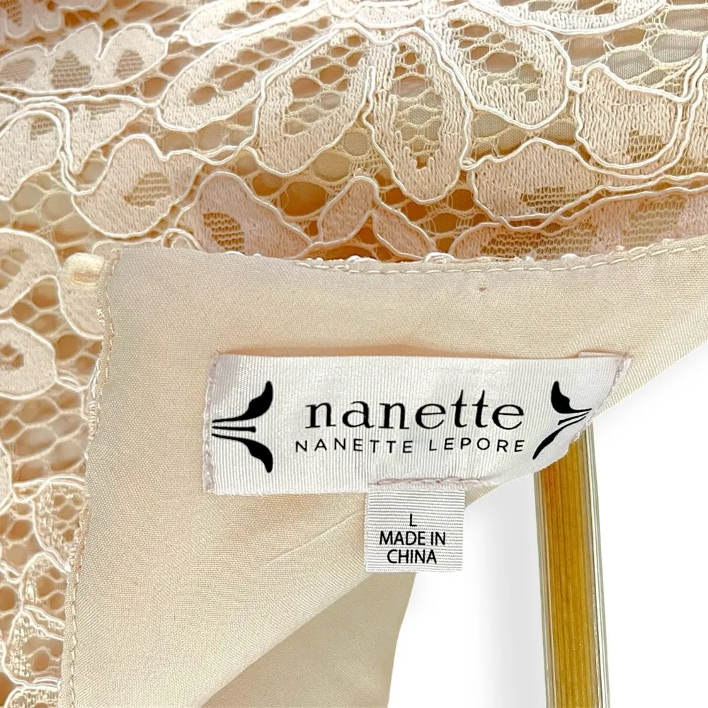 Nanette Lepore Floral Lace Crew Neck Bell Sleeve Top Shirt Large Light Pink - Image 4