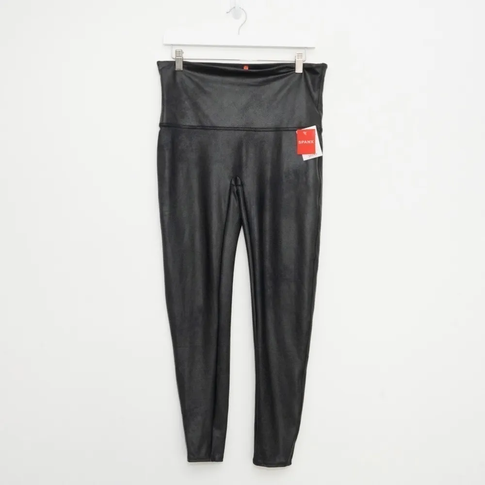 Spanx Faux Leather Leggings Black Size 1X - Image 2