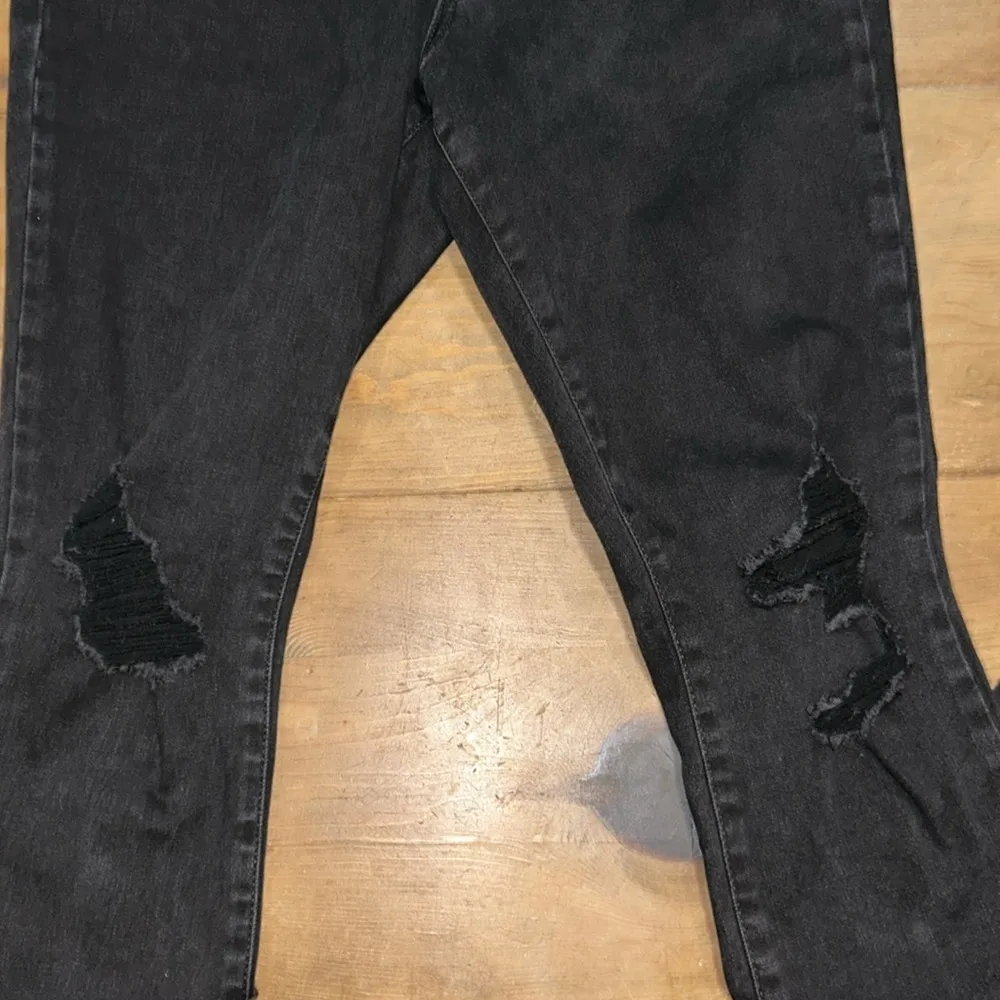 Women's Mid-Rise Skinny Jeans - Universal Thread Black Size 8 - Image 8