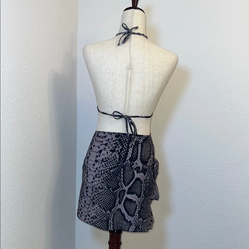 Sexy Snakeskin Weave Cross Tied Rope
Split Swimsuit Bikini Three - Image 5