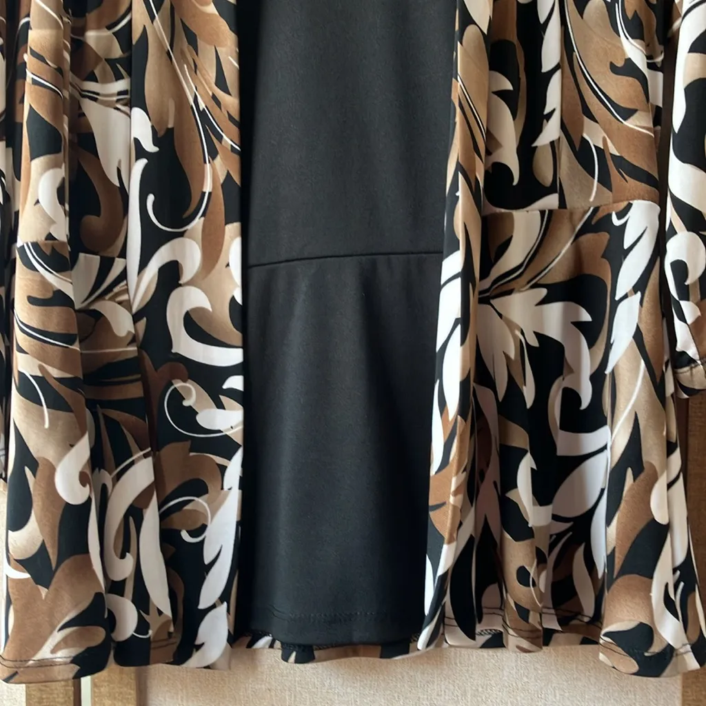 Dressbarn Elegant cover up small - Image 10