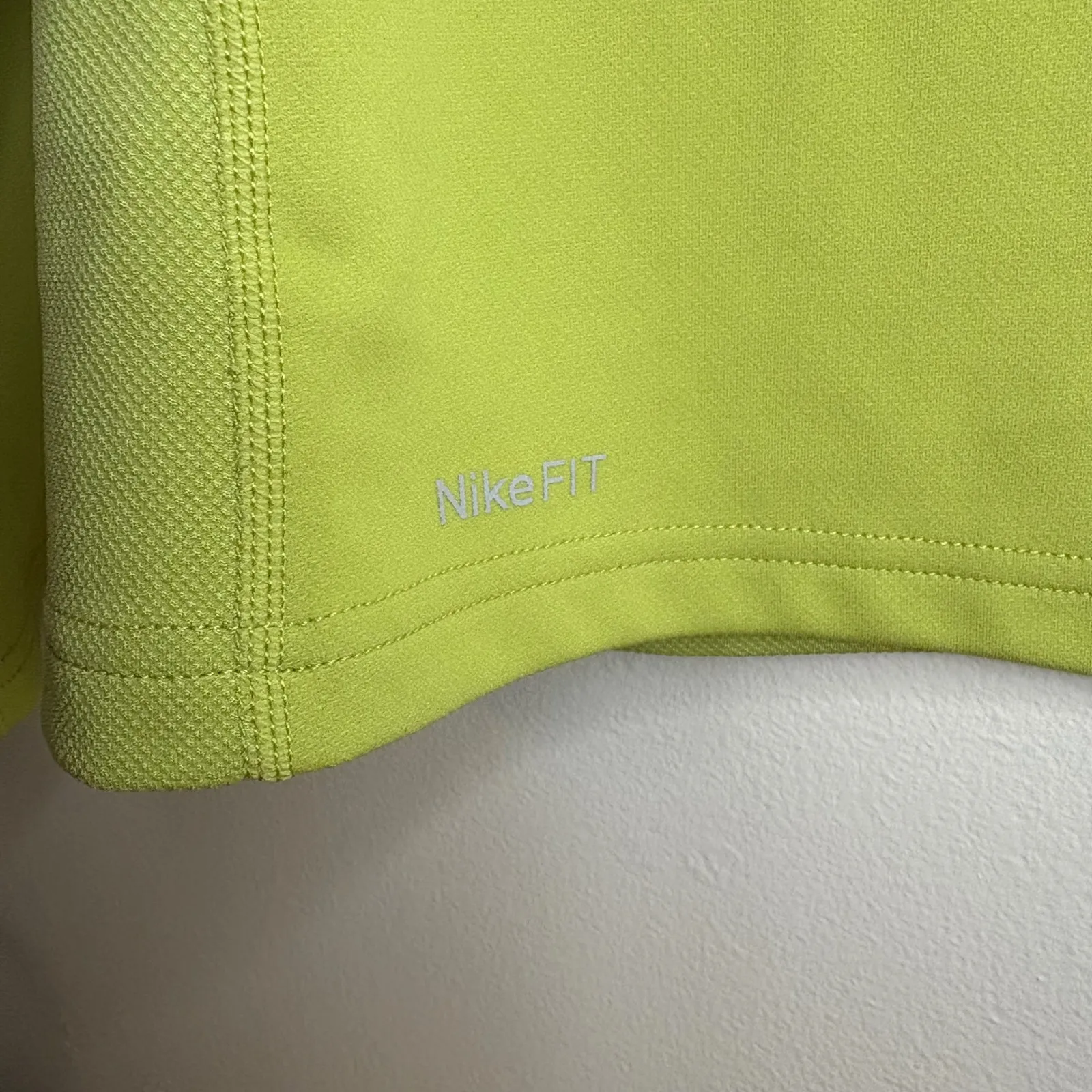Nike ACG Half‎ Zip Pullover Athletic Top Long Sleeve Chartreuse XL Green - Image 4