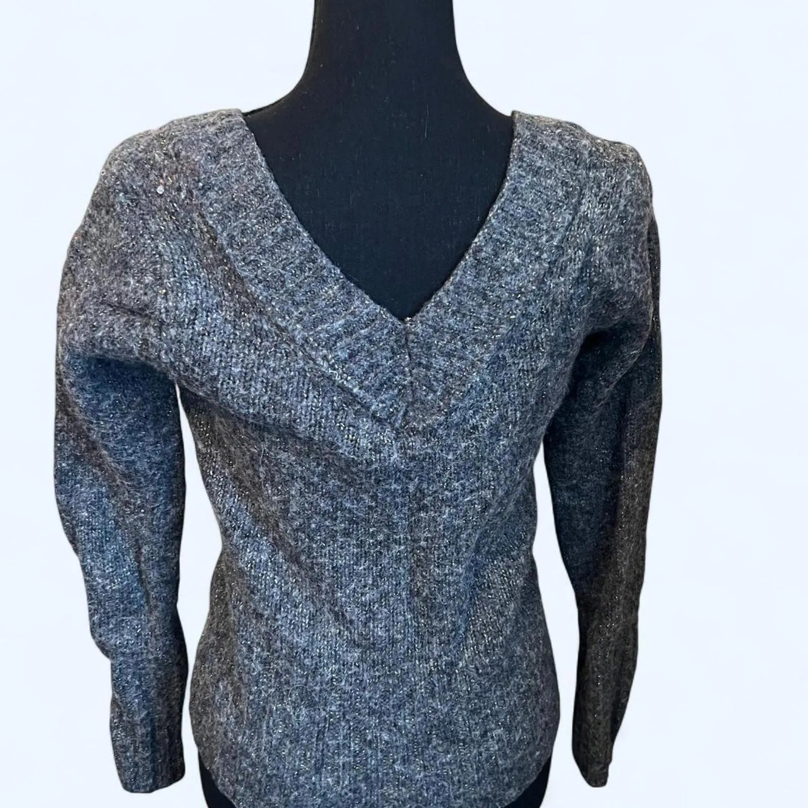 Dkny vintage Y2K sweater Size Medium - Image 4