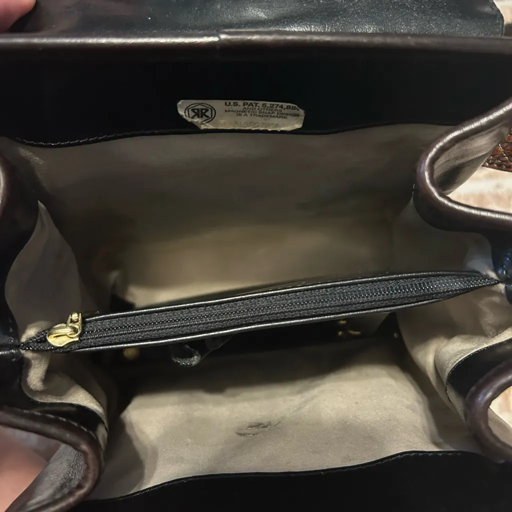 Vintage Brahmin Crocodile Embossed Crossbody Bag - Image 8