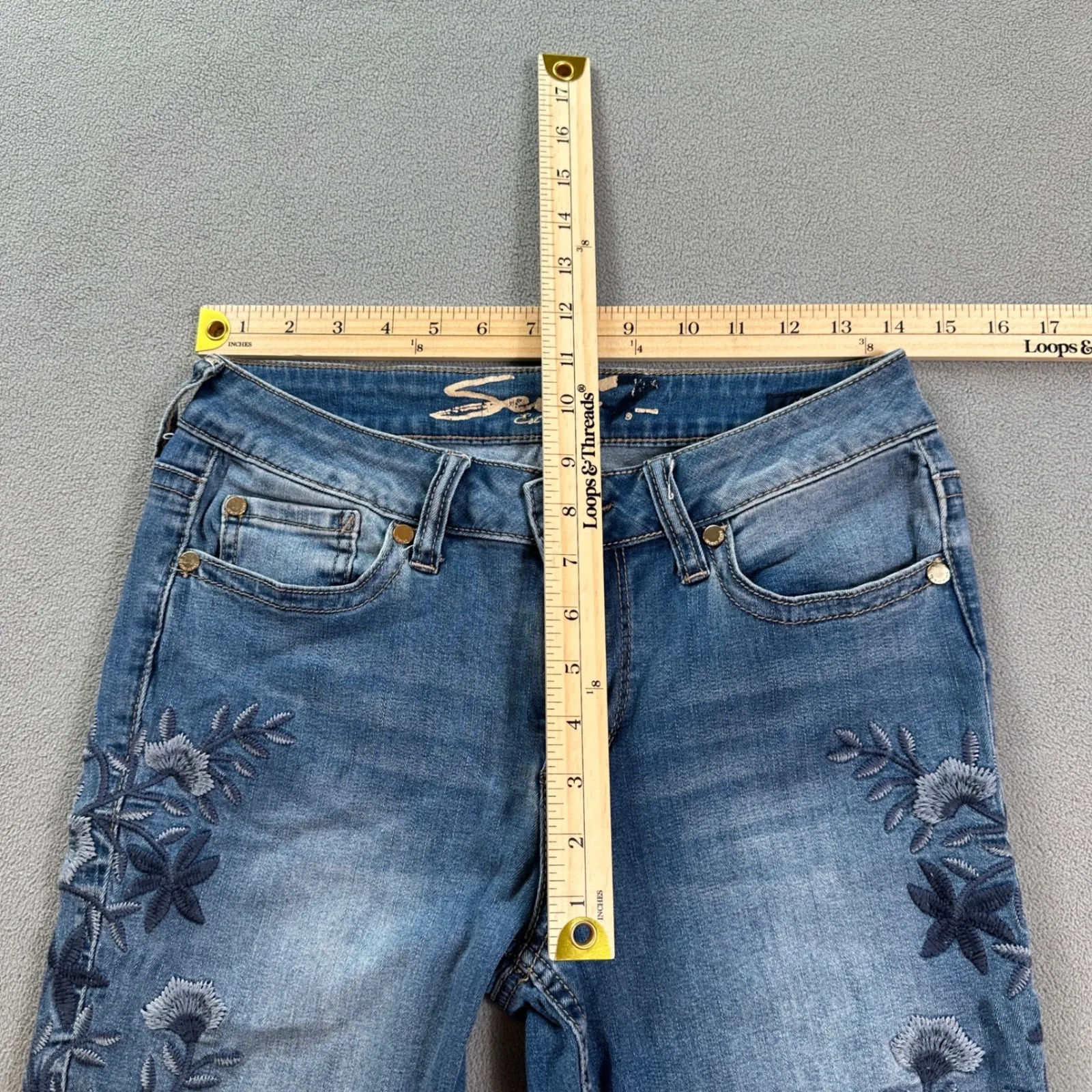 Vintage 7 For All Mankind Jeans Womens 6 Blue Skinny Embroidered Light Wash Y2K - Image 3