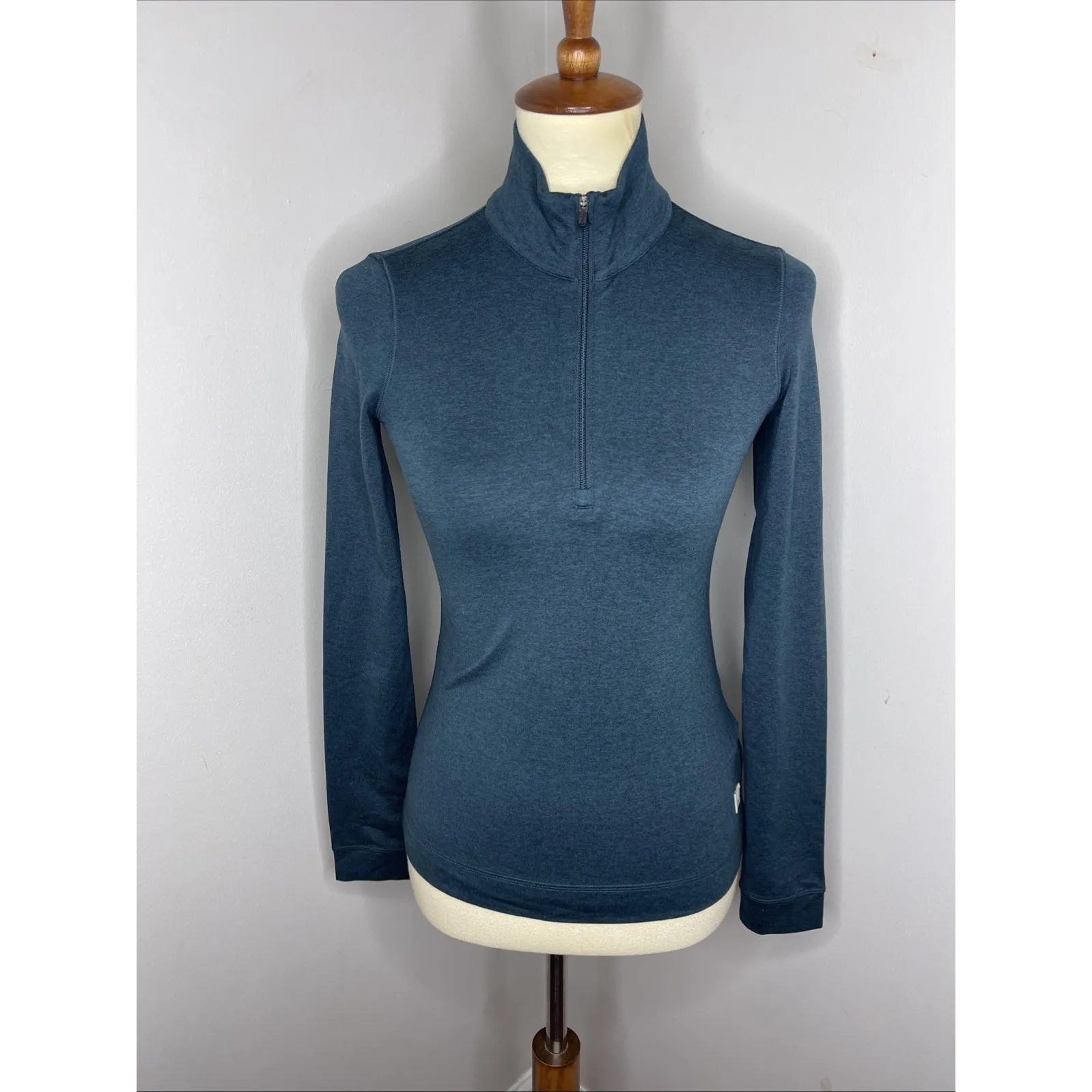 Vuori Halo Essential Half Zip Pullover Beryl Green Heather Women's Size X-Small - Image 2