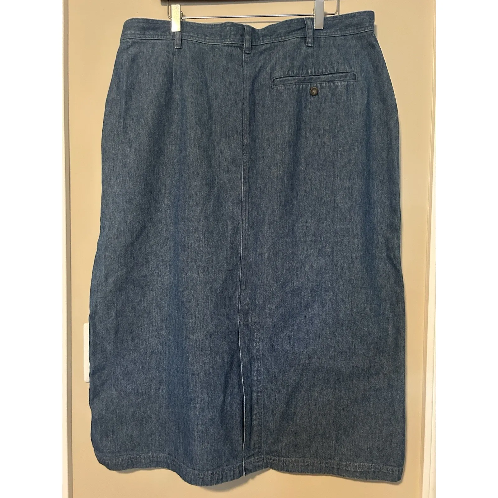 Cabelas Casual Long Denim Skirt Womens 20R - Image 4