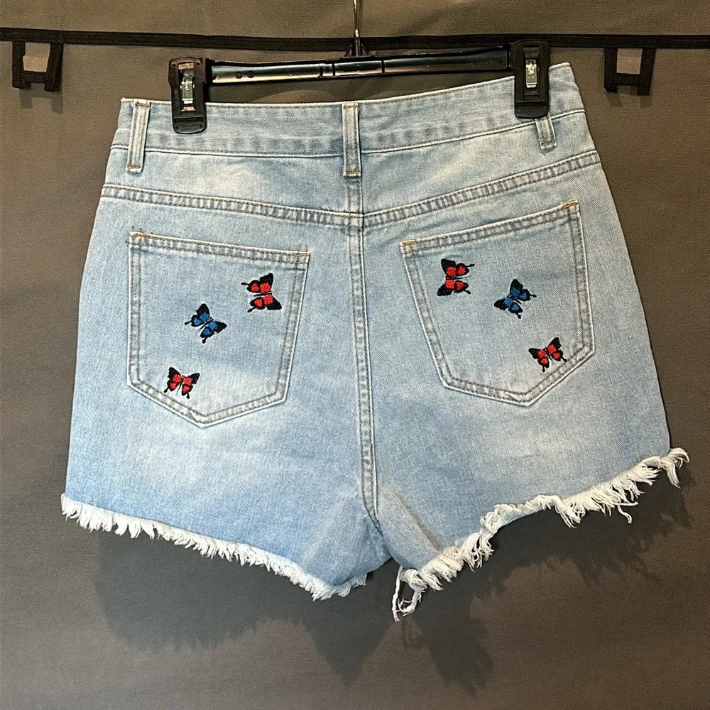 SheIn  High waist Shorts - Image 3