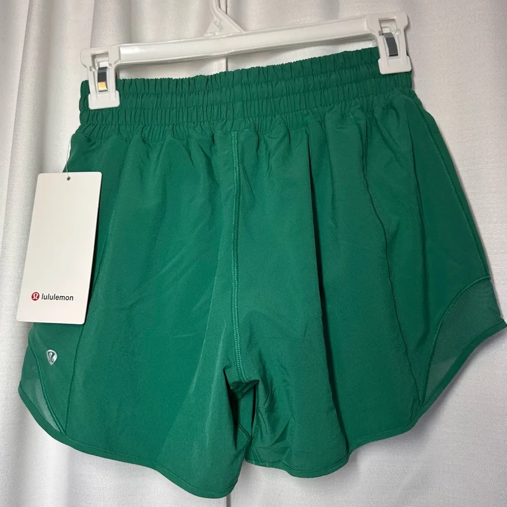 New Lululemon Shorts Size 4 Hotty Hot High Rise HR Lined 4" CASG Green Running - Image 5