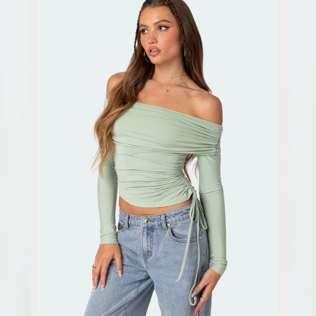 NWT Edikted Off-Shoulder Ruched Green Top - S - Image 3