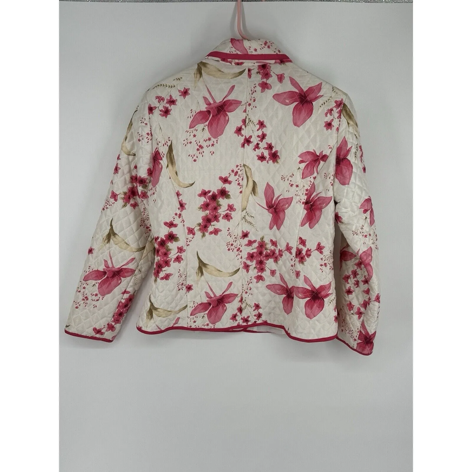 Anne Carson Women's Size Large Quilted Jacket 100% Silk Pink Floral Sequins - Image 3