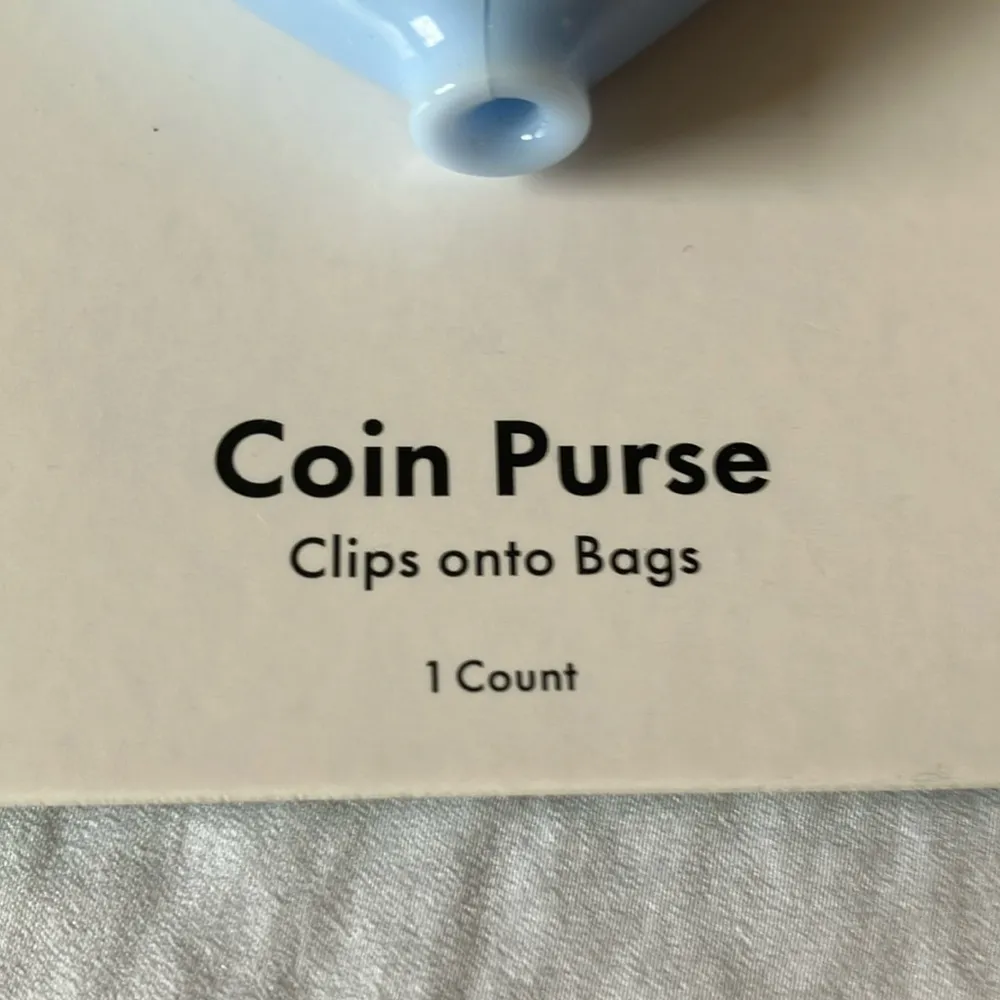 Kate Spade: Blue & Green Heart Coin Purse - Image 3